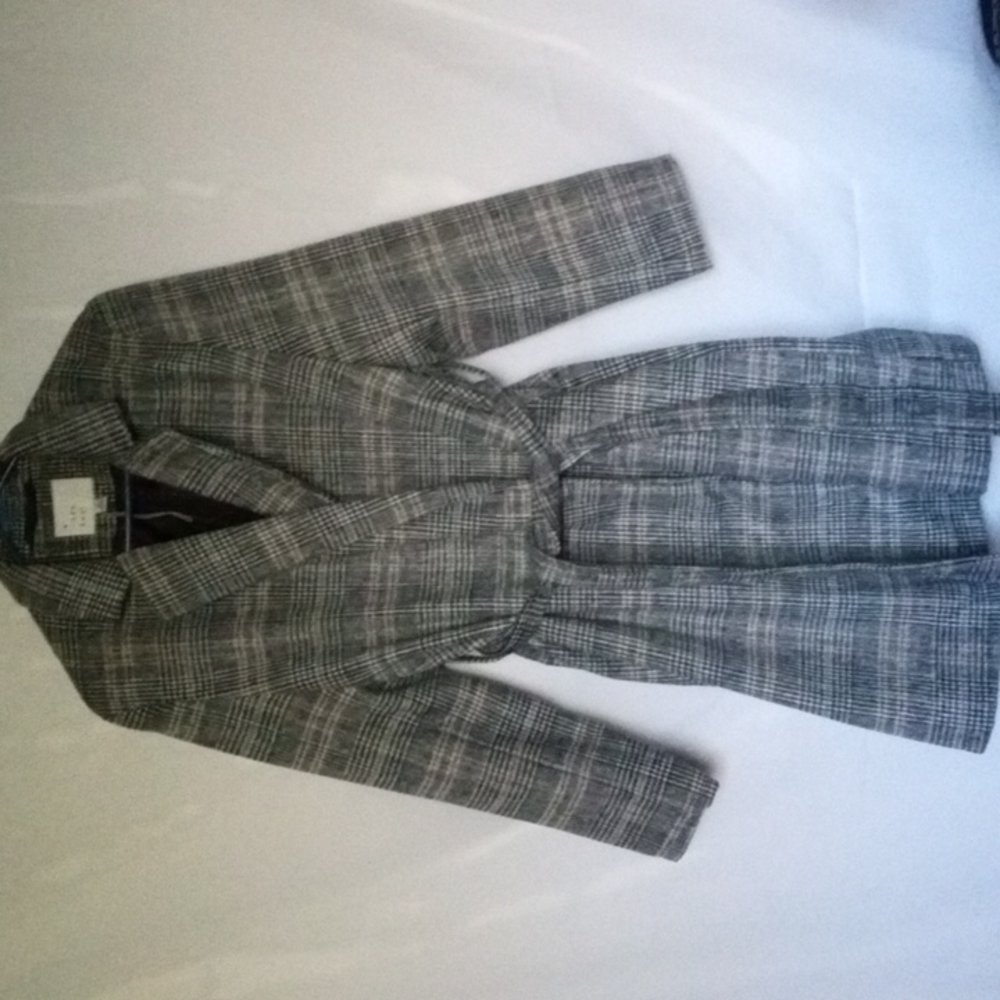 NWOT A New Day Plaid Knee Length Overcoat Size XL. Tie Waist Front.